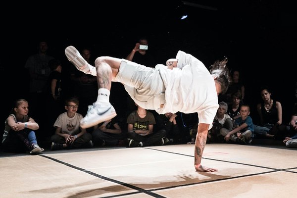 Les nouveaux horizons du hip-hop : exploration d'un genre en mutation